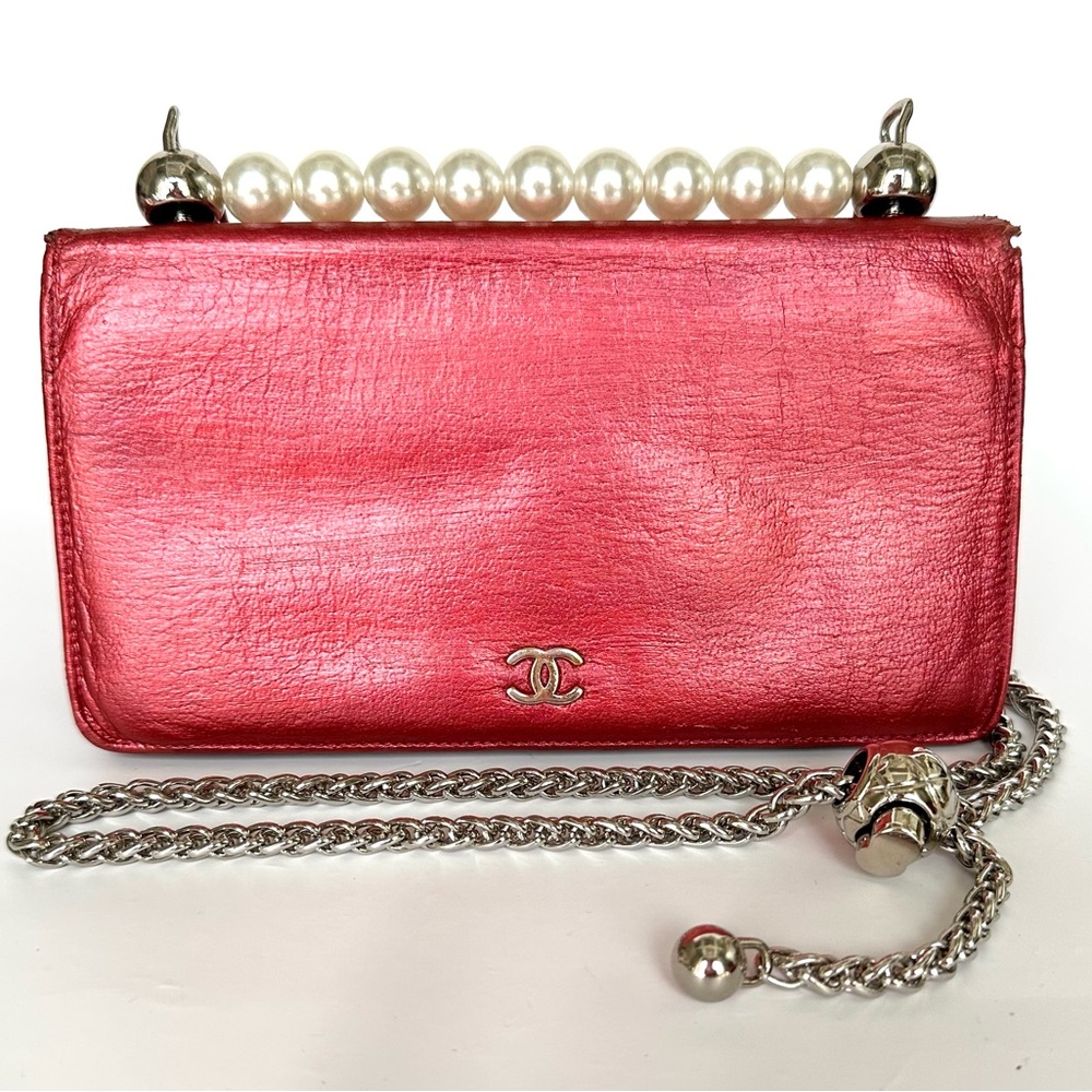 💯 CHA-NEL CC Metallic Red Leather Bifold Wallet on Chain w/ auth cert